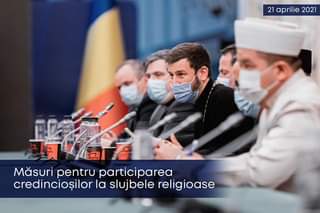 Kan een afbeelding zijn van 3 mensen, staande mensen en de tekst '21 aprilie 2021 HK Măsuri pentru participarea credincioÈilor la slujbele religioase'