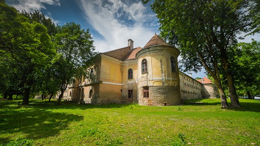 castel gilau.jpg