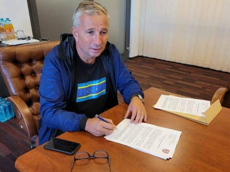 dan petrescu 1 e1630409112387.jpg