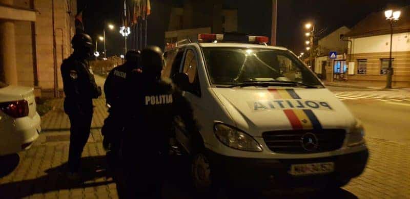 mascati politie noaptea